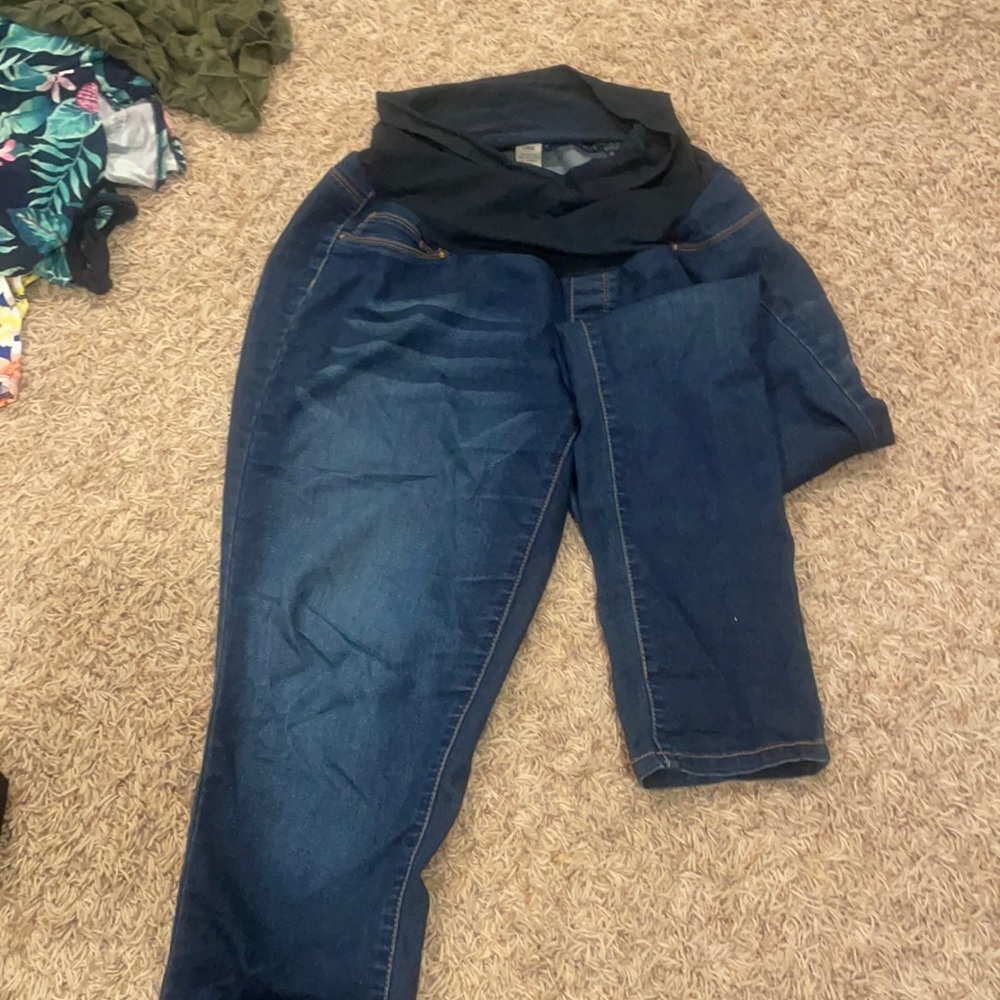 Straight leg maternity jeans